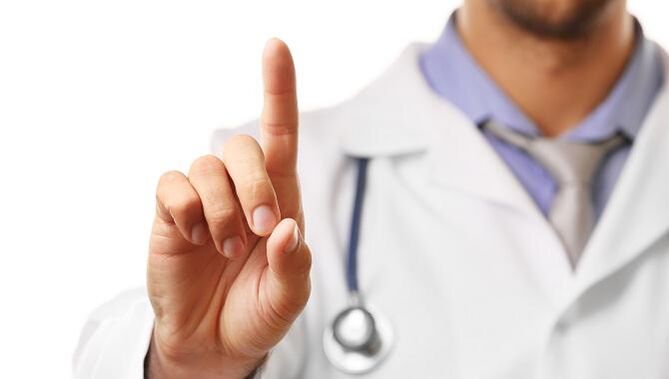 the doctor warns against frequent treatment of the feet with local antimycotics